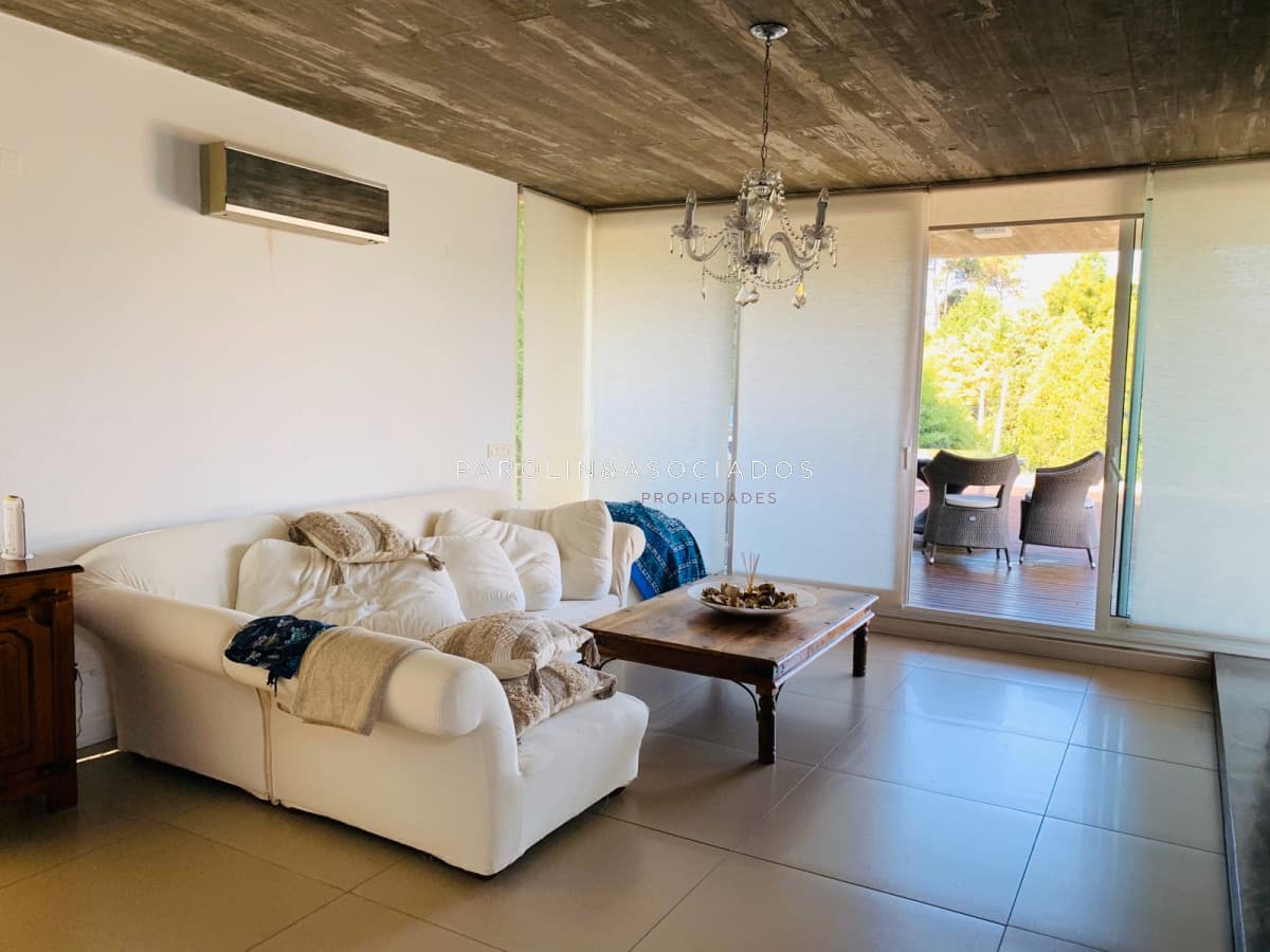 Casa en venta de 4 dormitorios en Mansa, Punta del Este.