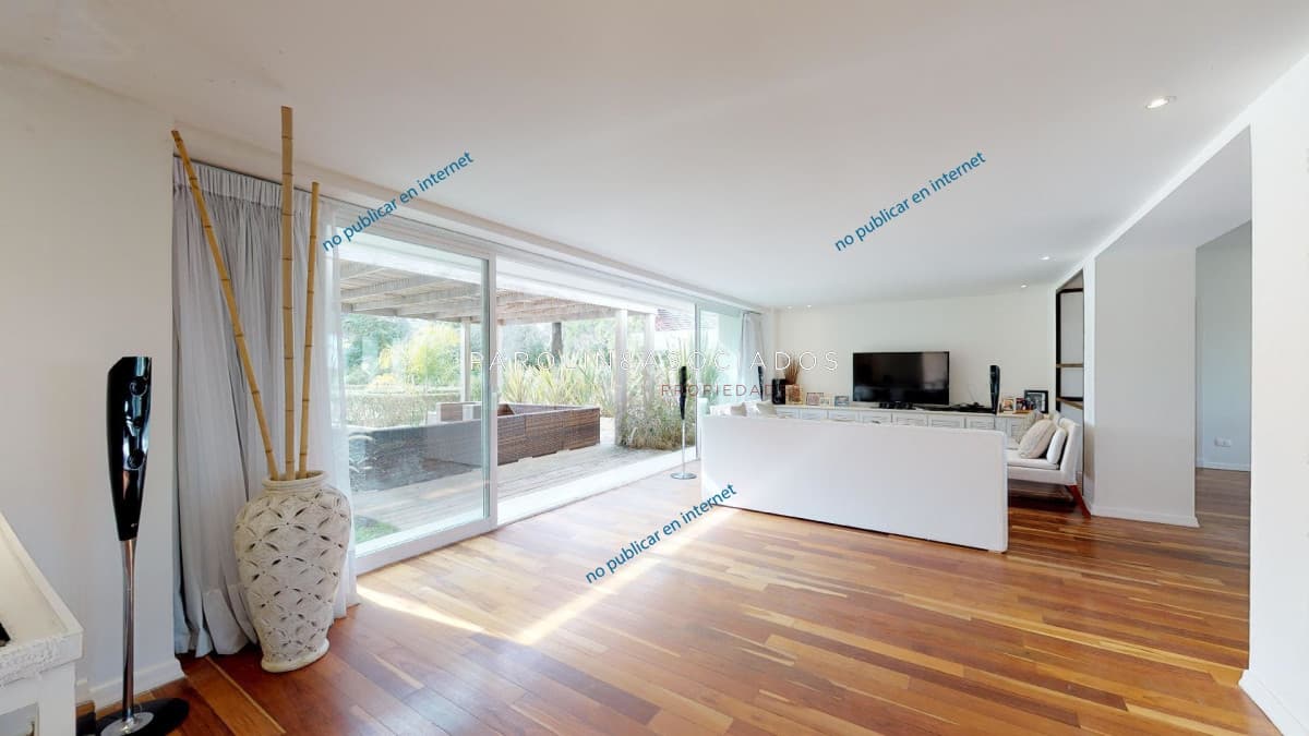 Casa en venta de 7 dormitorios en el Golf, Punta del Este.