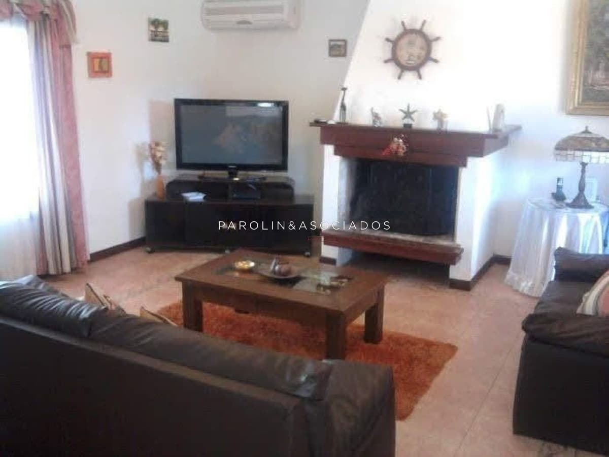 Casa en venta de 4 dormitorios en Punta del Este.