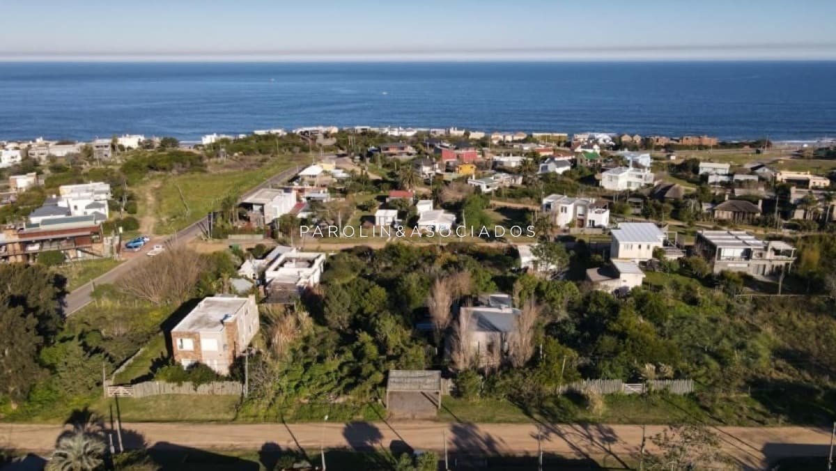 Casa en venta de 3 dormitorios en Montoya, Punta del Este.