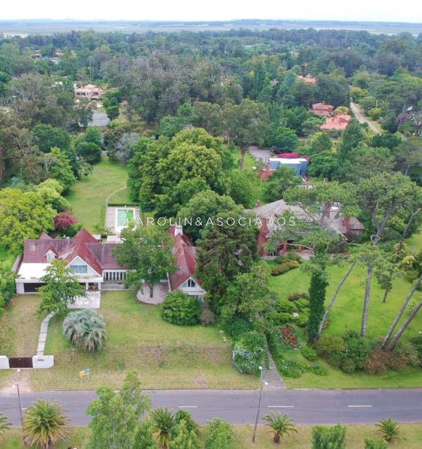 Casa en Venta de 6 Dormitorios en San Rafael, Punta del Este