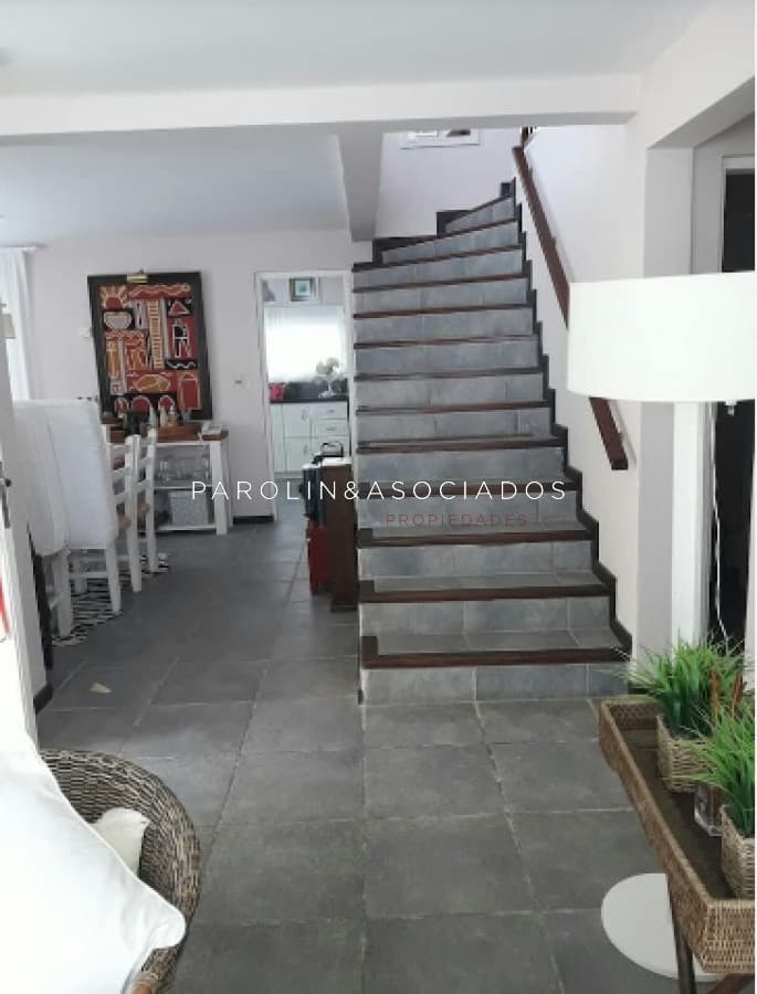 Casa en venta de 4 dormitorios en El Chorro, Manantiales.