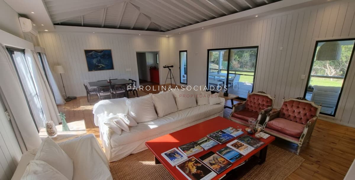 Casa en Venta de 3 Dormitorios en San Vicente, José Ignacio