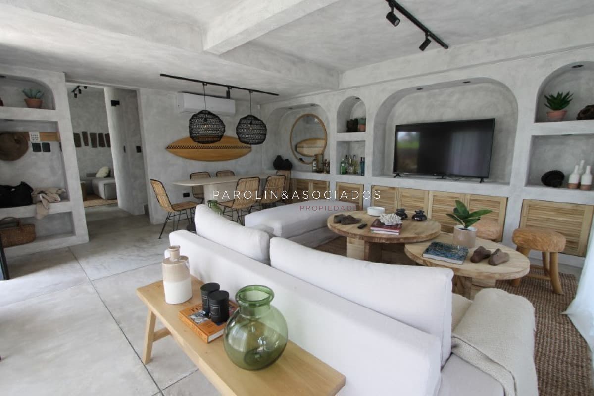 Casa en venta de 3 dormitorios en Manantiales, Punta del Este.
