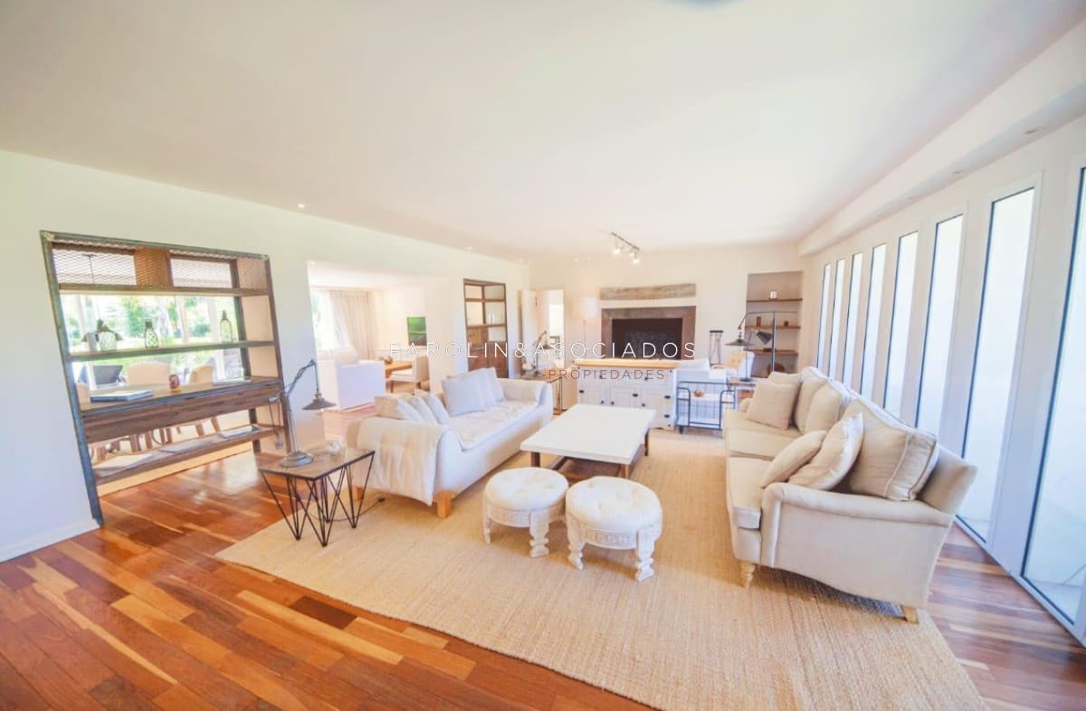 Casa en Venta de 6 Dormitorios en San Rafael, Punta del Este