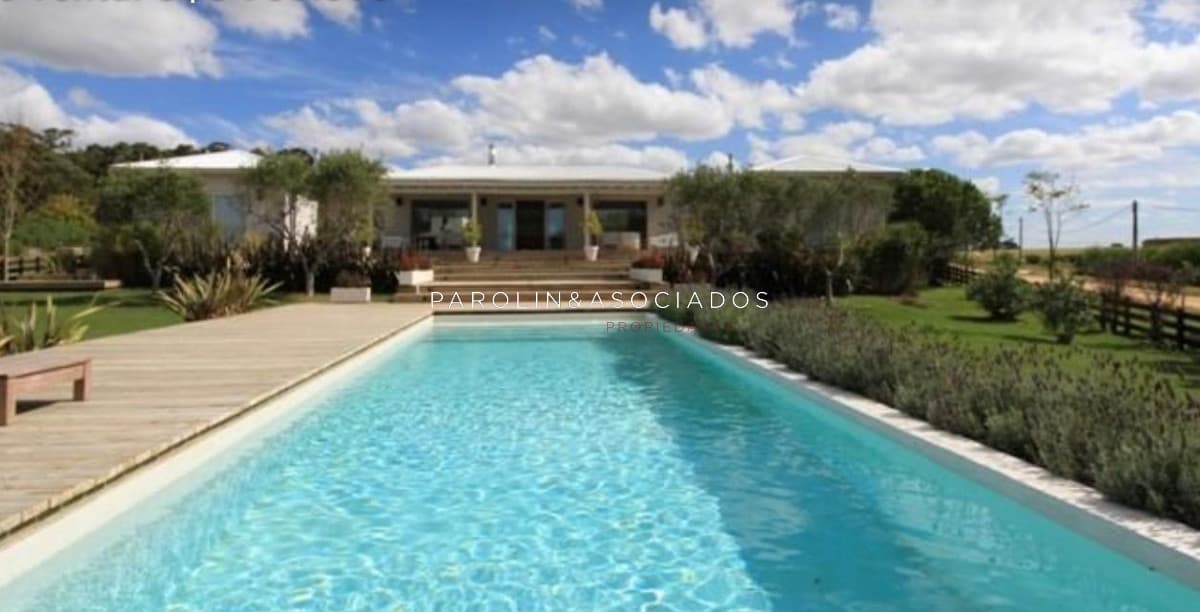 Casa en venta de 4 dormitorios en José Ignacio.