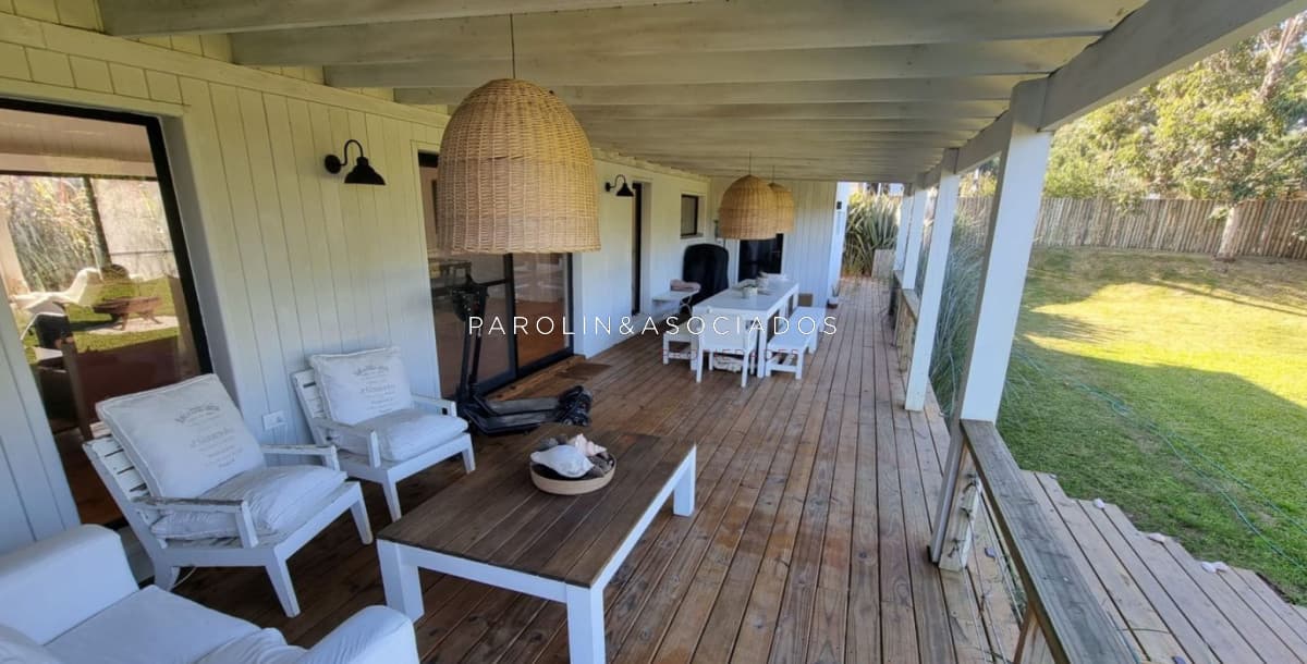 Casa en Venta de 3 Dormitorios en San Vicente, José Ignacio