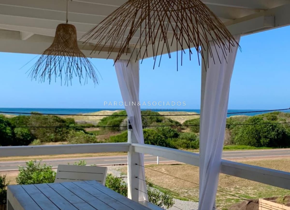 Casa en Venta de 3 Dormitorios en La Juanita, José Ignacio