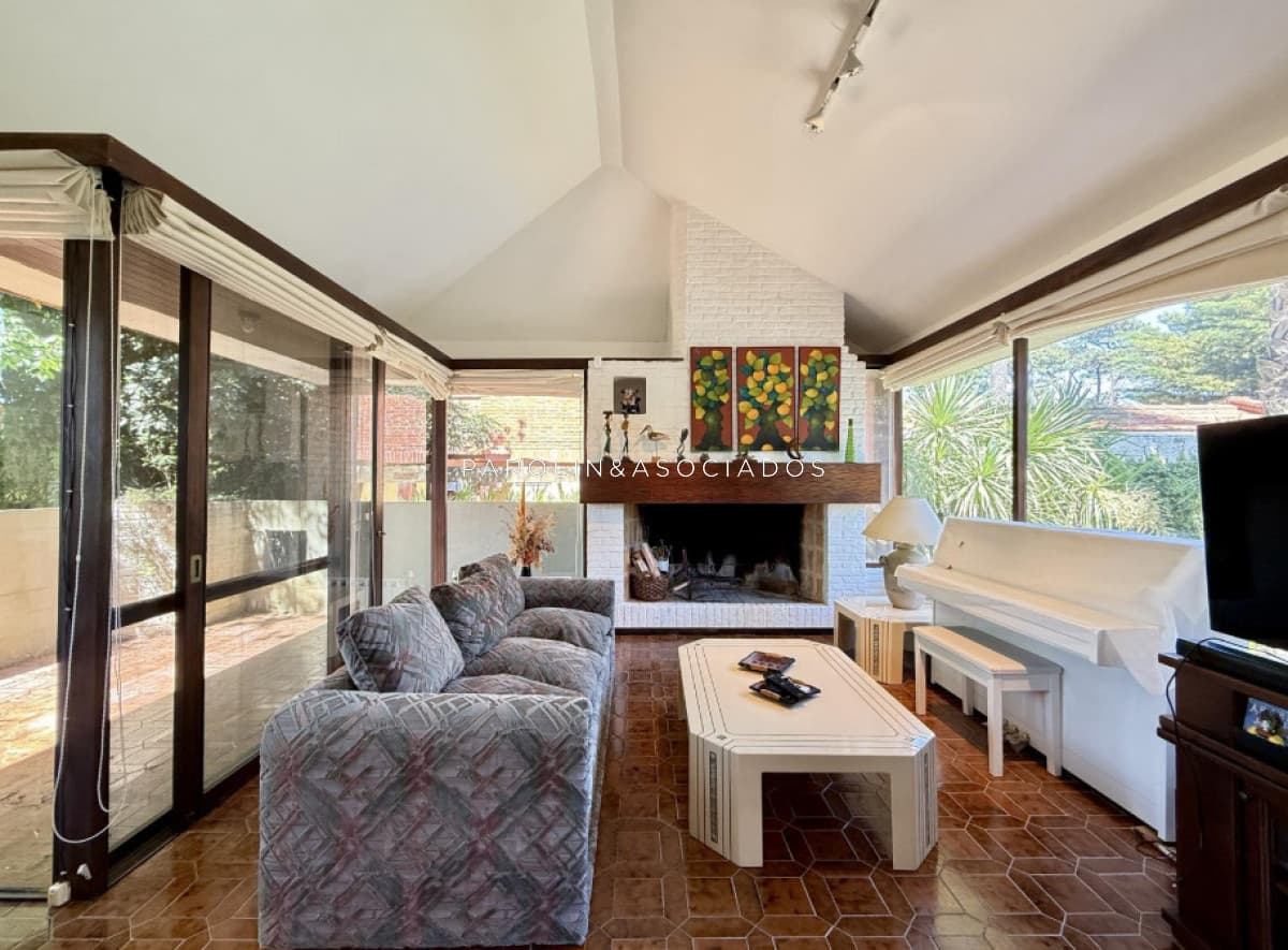 Casa en Venta de 3 dormitorios en Playa Mansa, Punta del Este