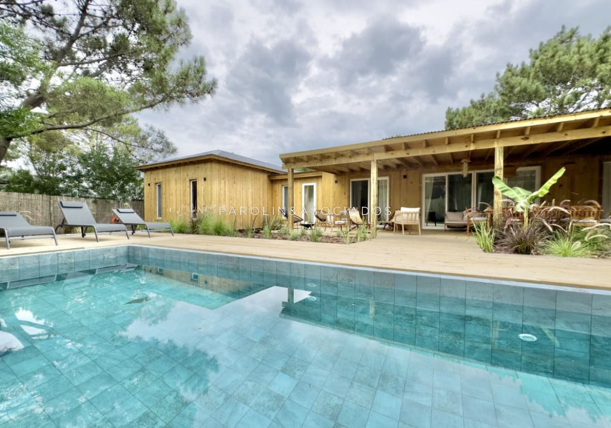 Casa en Venta de 4 Dormitorios en Arenas de José Ignacio