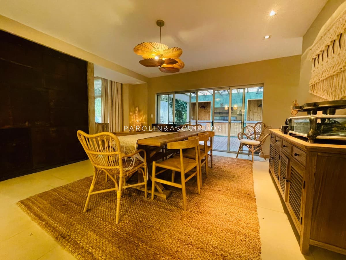Casa de 3 dormitorios en barrio privado La Arbolada, Punta del Este.