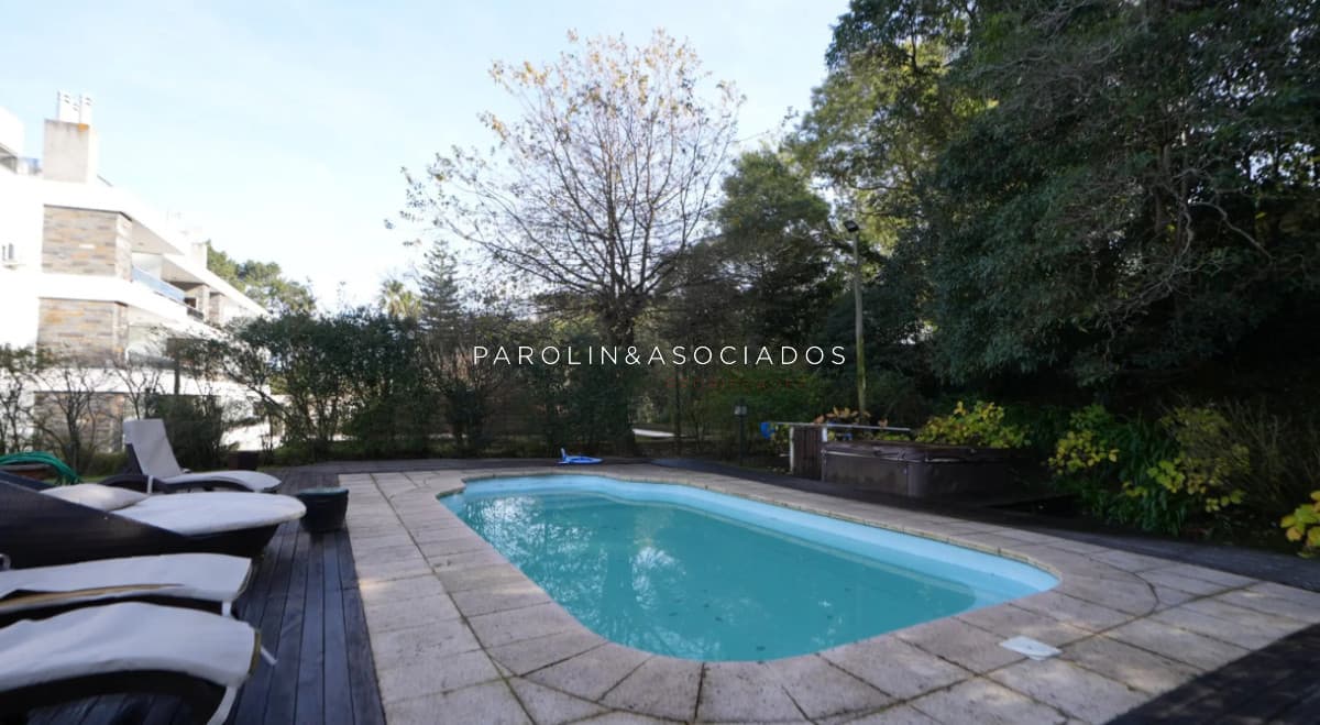 Casa en Venta de 3 Dormitorios, ubicada en Playa Mansa