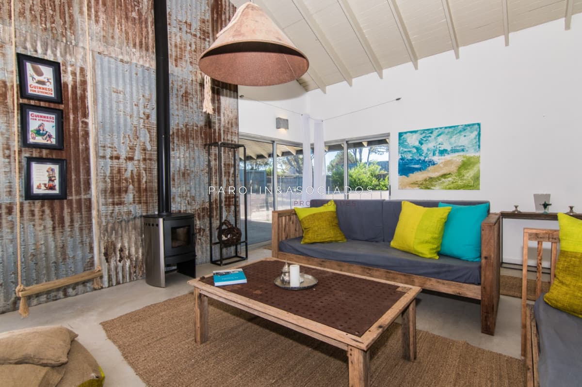 CASA DE 4 DORMITORIOS EN PINAR DEL FARO, JOSE IGNACIO