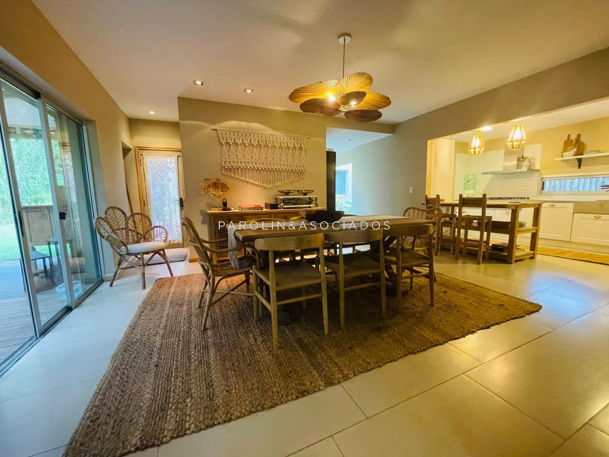 Casa de 3 dormitorios en barrio privado La Arbolada, Punta del Este.