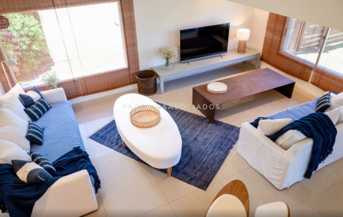 Venta de Casa 4 dormitorios, Manantiales, Punta del Este