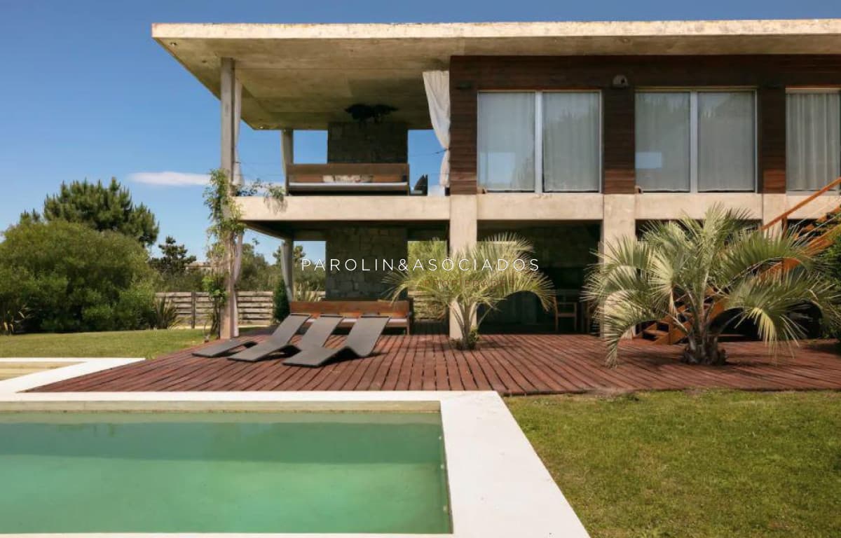 Casa en Venta de 4 Dormitorios en Village del Faro, José Ignacio