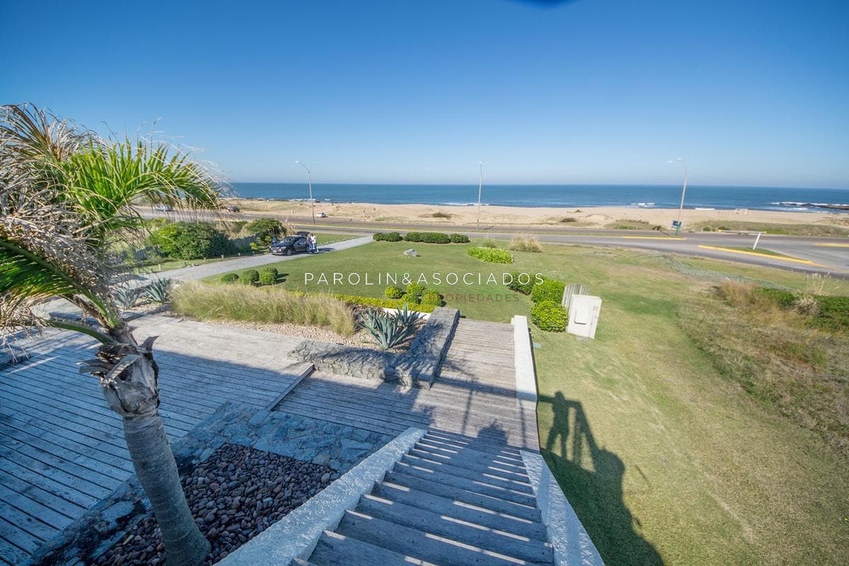 Casa en venta de 3 dormitorios en Montoya, Punta del Este.