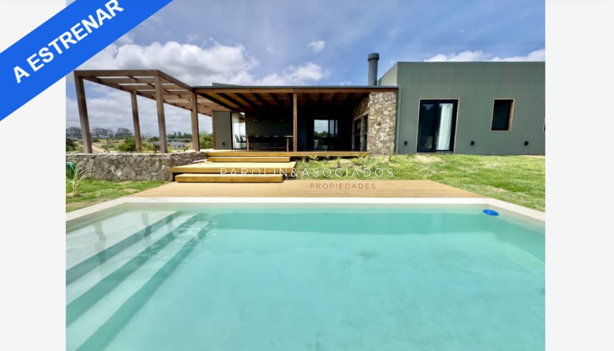 Casa en Venta de 4 Dormitorios en Suite, Pueblo Mio Manantiales