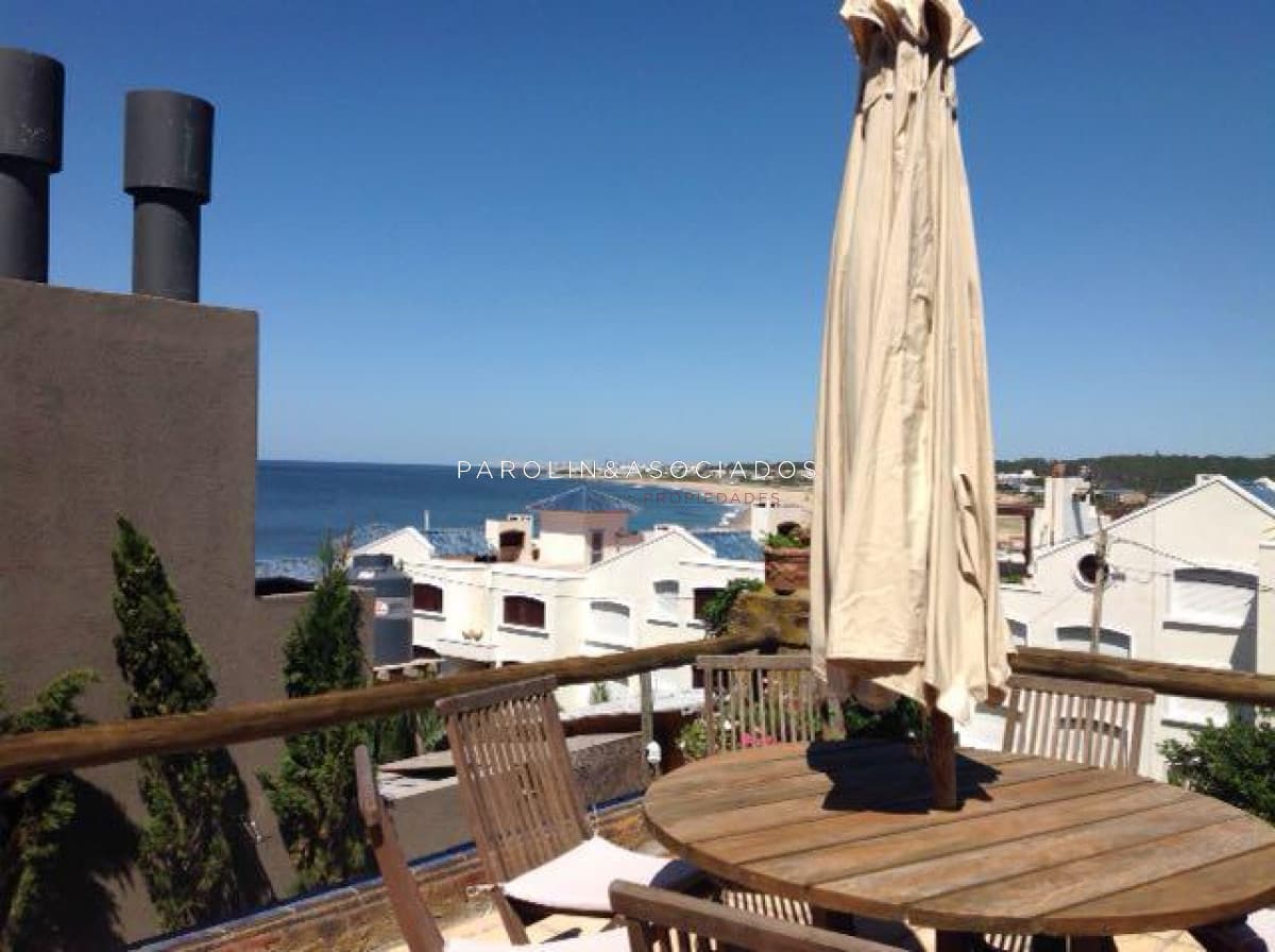 Casa en venta de 4 dormitorios en Manantiales, Punta del Este.