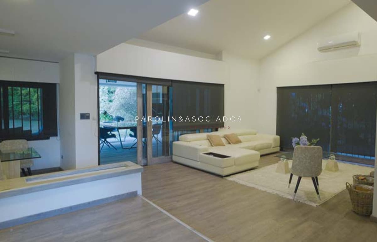 Casa en Venta de 3 Dormitorios, ubicada en Playa Mansa