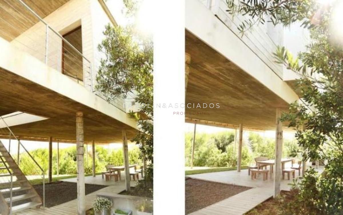 Casa en venta de 4 dormitorios en Manantiales.