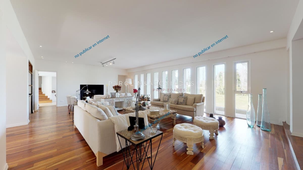 Casa en venta de 7 dormitorios en el Golf, Punta del Este.