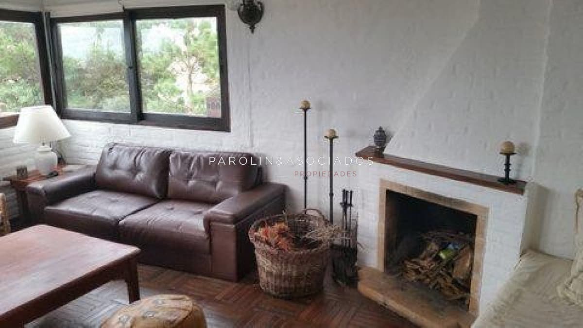 Casa en Venta de 3 Dormitorios en La Barra, Punta del Este