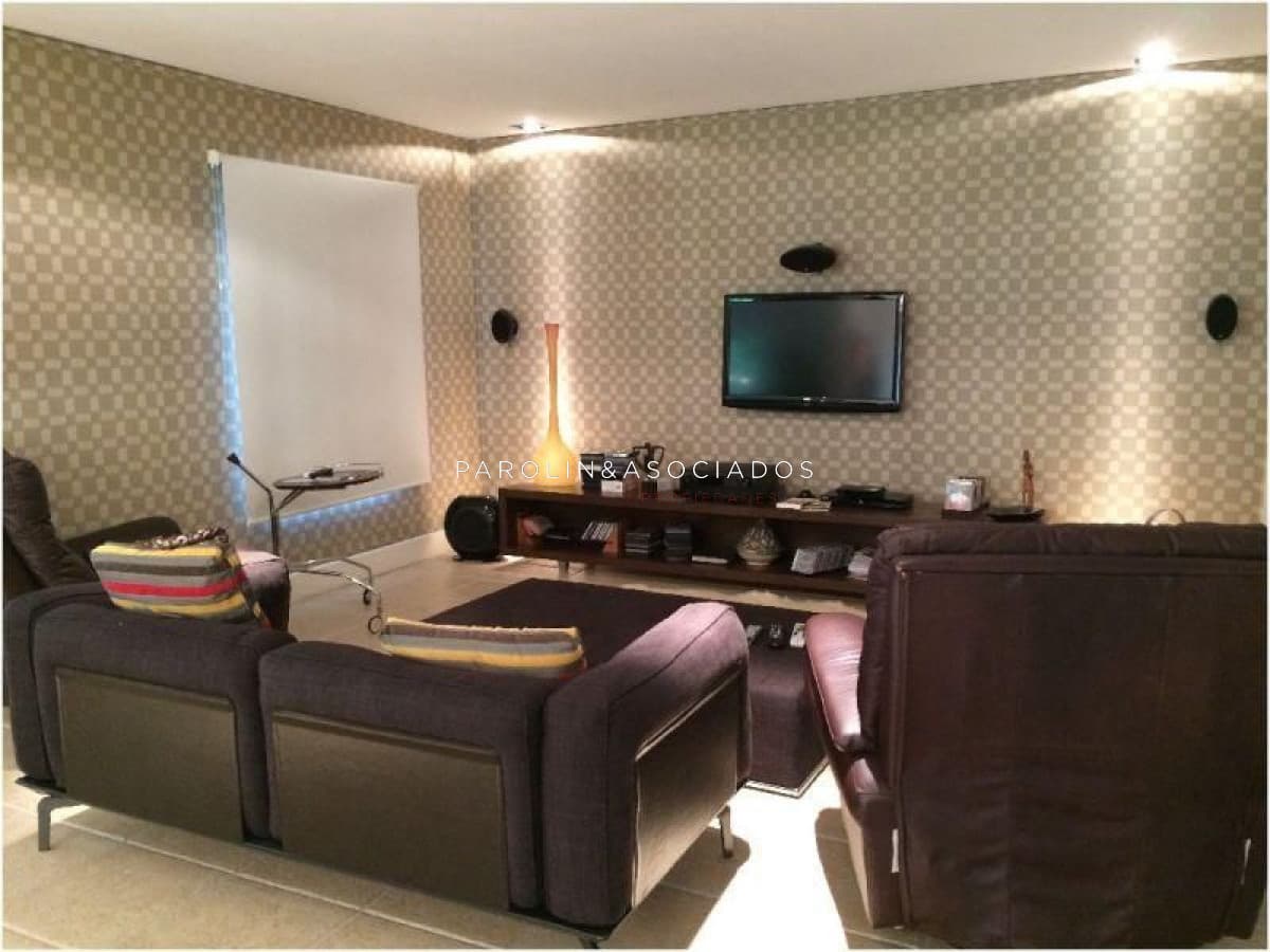 Casa en venta de 4 dormitorios en Punta del Este.