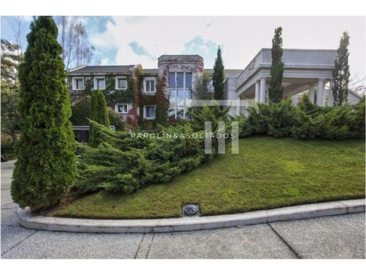 Casa en venta de 4 dormitorios en Golf, Punta del Este.