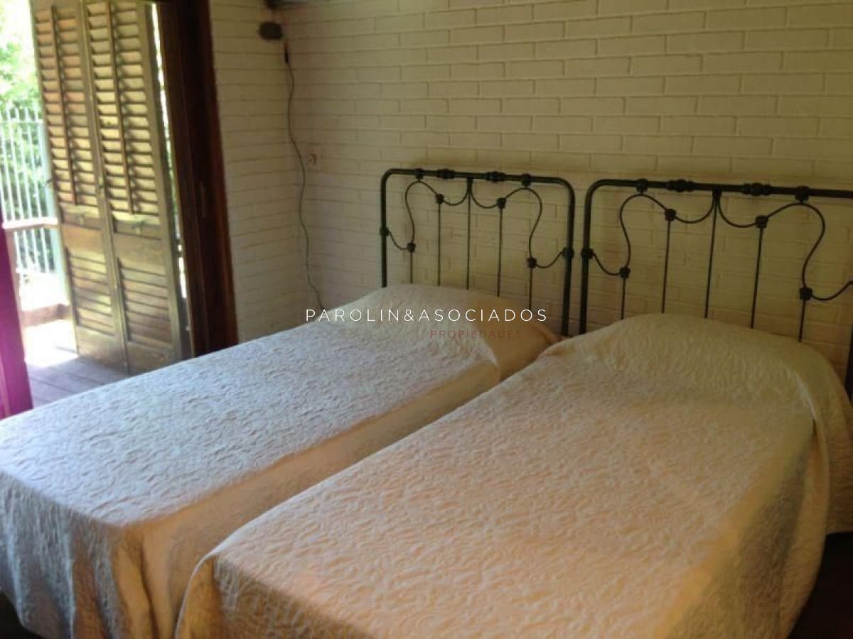 Casa en venta de 5 dormitorios en Mansa, Punta del Este.