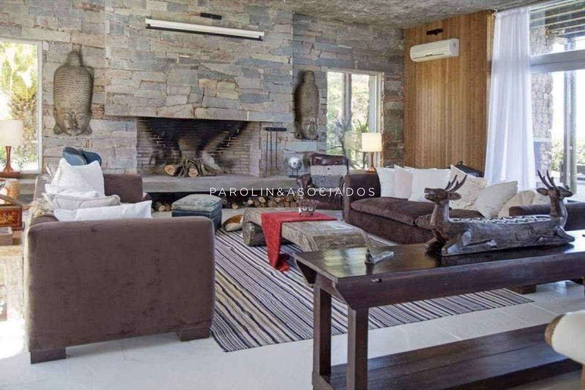 Casa en venta de 4 dormitorios en José Ignacio, Punta del Este.