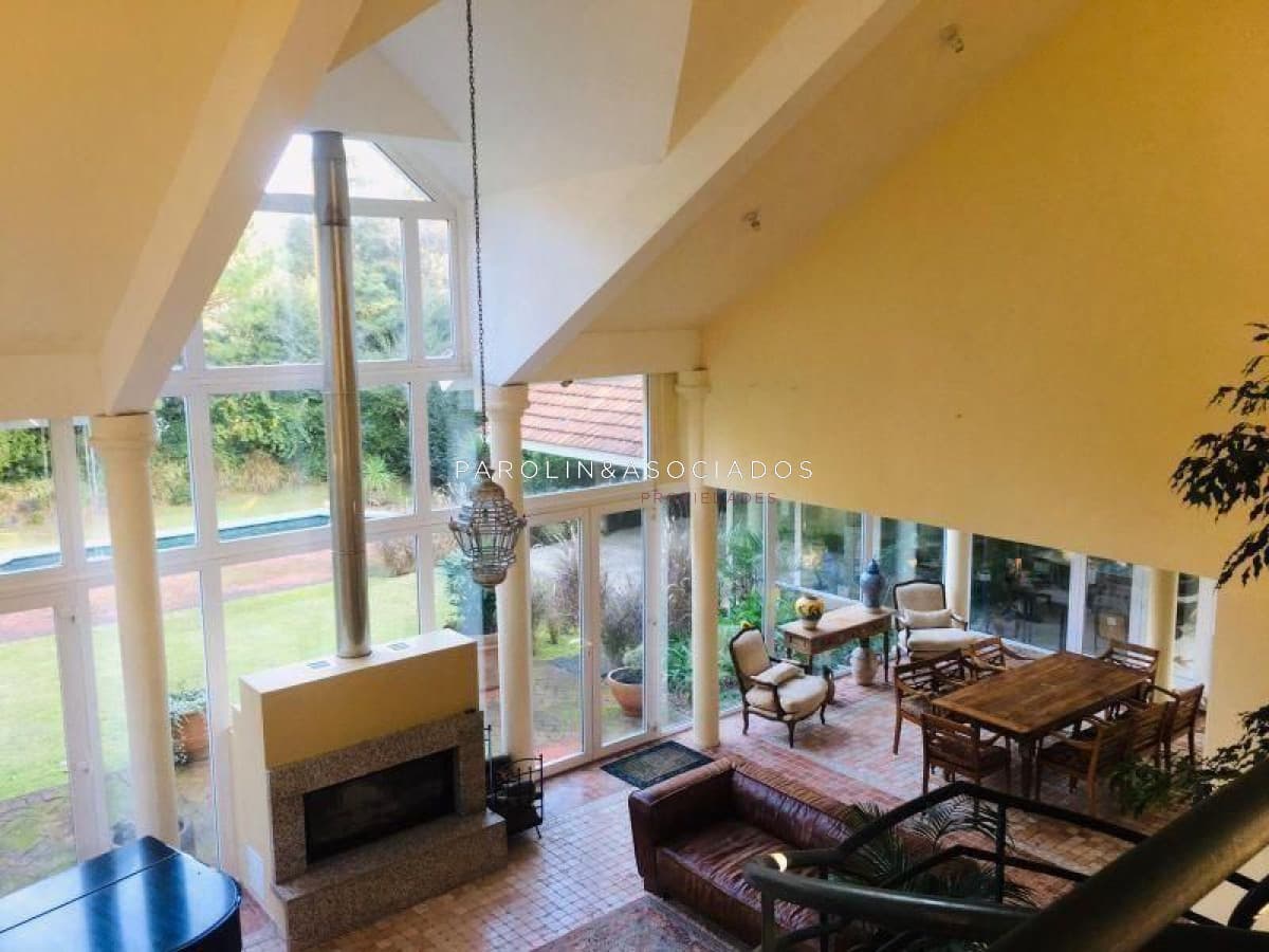 Casa en venta de 4 dormitorios en Golf, Punta del Este.