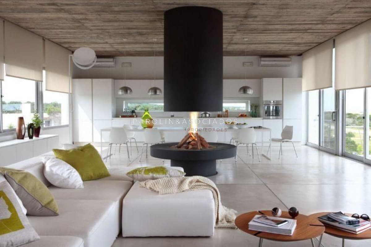 Casa en venta de 4 dormitorios en José Ignacio, Punta del Este.