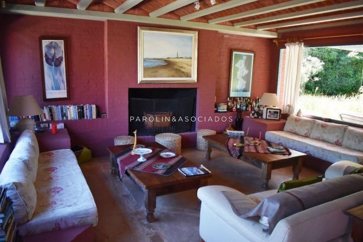 Casa en venta de 3 dormitorios en Rincón del Indio, Punta del Este.