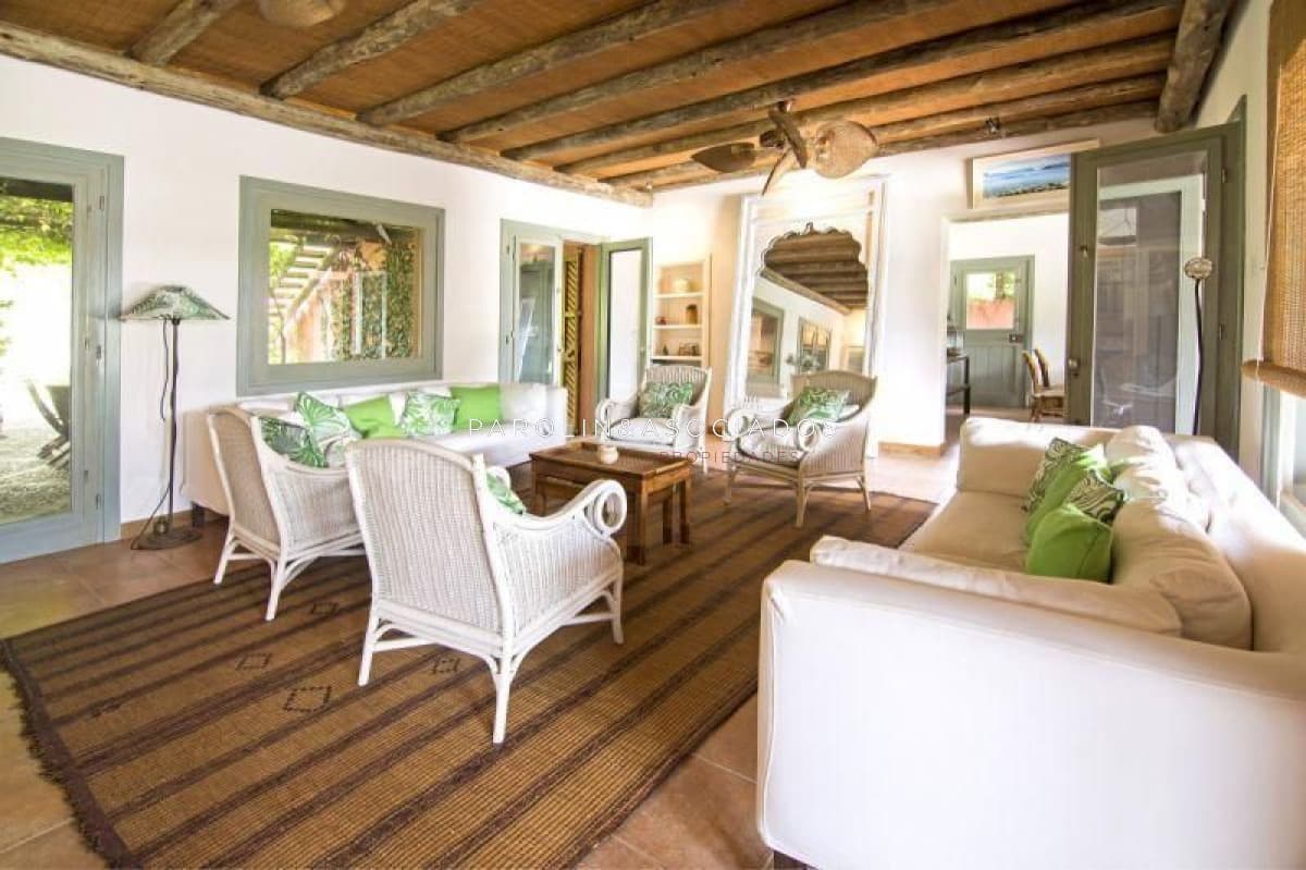 CASA DE  9 DORMITORIOS EN LA BARRA, PUNTA DEL ESTE