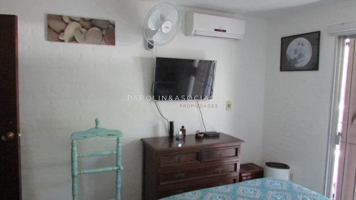 Casa en venta de 4 dormitorios en Jardines de Córdoba, Punta del Este.
