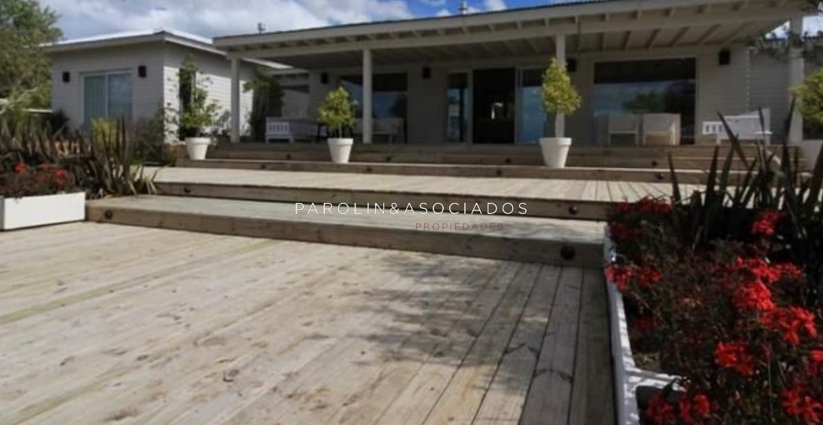 Casa en venta de 4 dormitorios en José Ignacio.