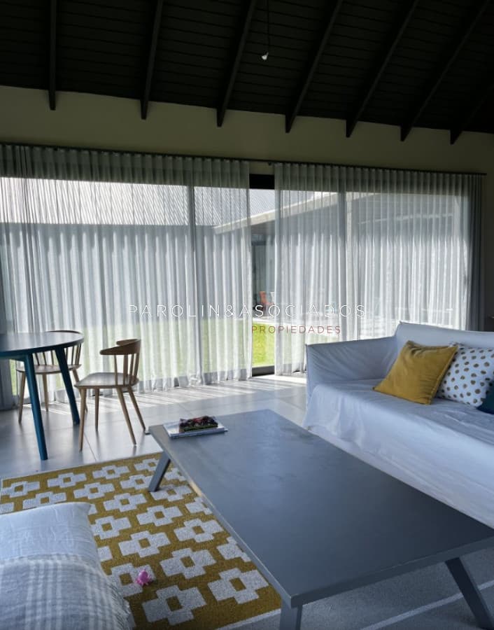 VENTA de Casa 3 DORMITORIOS en PUEBLO MIO, MANANTIALES