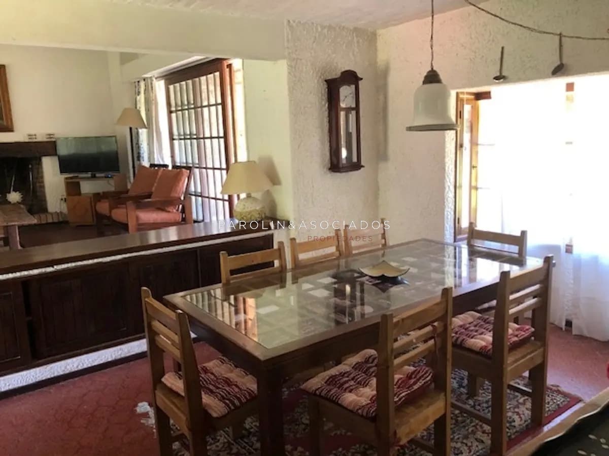 Casa en venta de 4 dormitorios en Beverly Hills, Punta del Este.