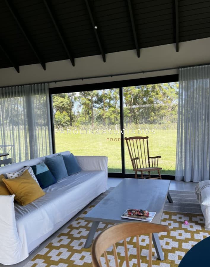 VENTA de Casa 3 DORMITORIOS en PUEBLO MIO, MANANTIALES