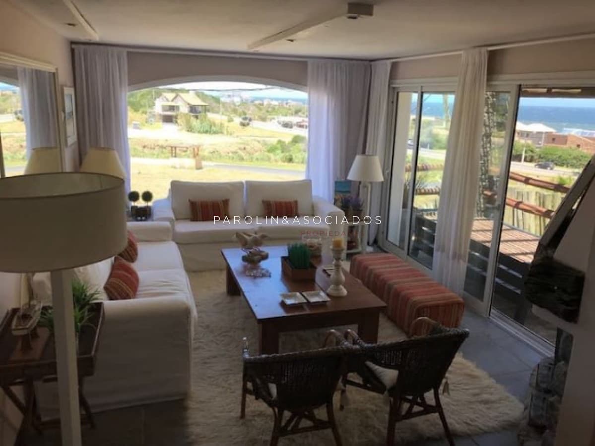 Casa en venta de 4 dormitorios en El Chorro, Manantiales.