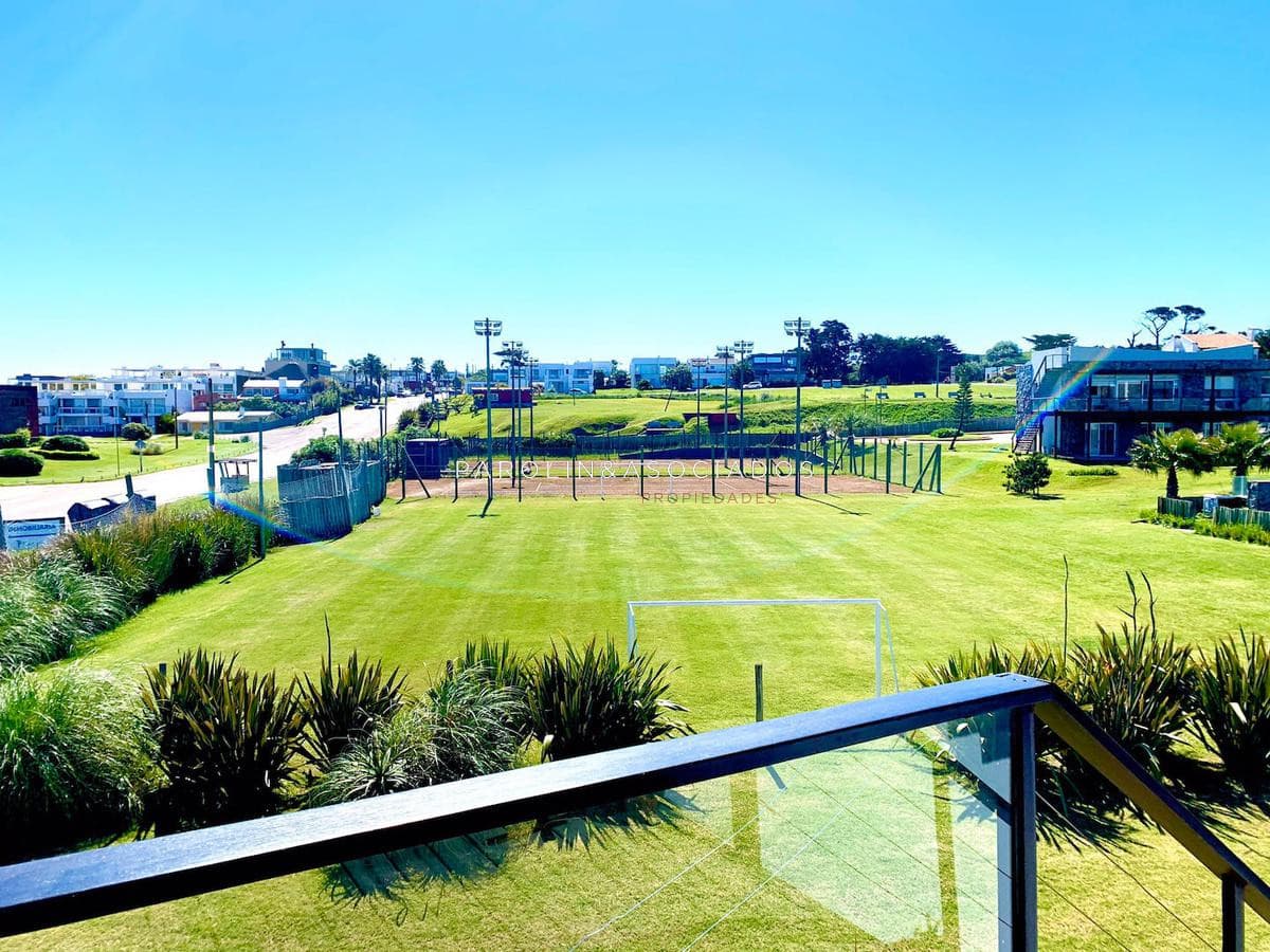 Casa en venta de 3 dormitorios en Manantiales, Punta del Este.