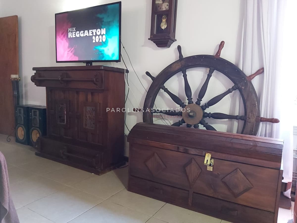 Casa en venta de 4 dormitorios en Marly, Punta del Este.