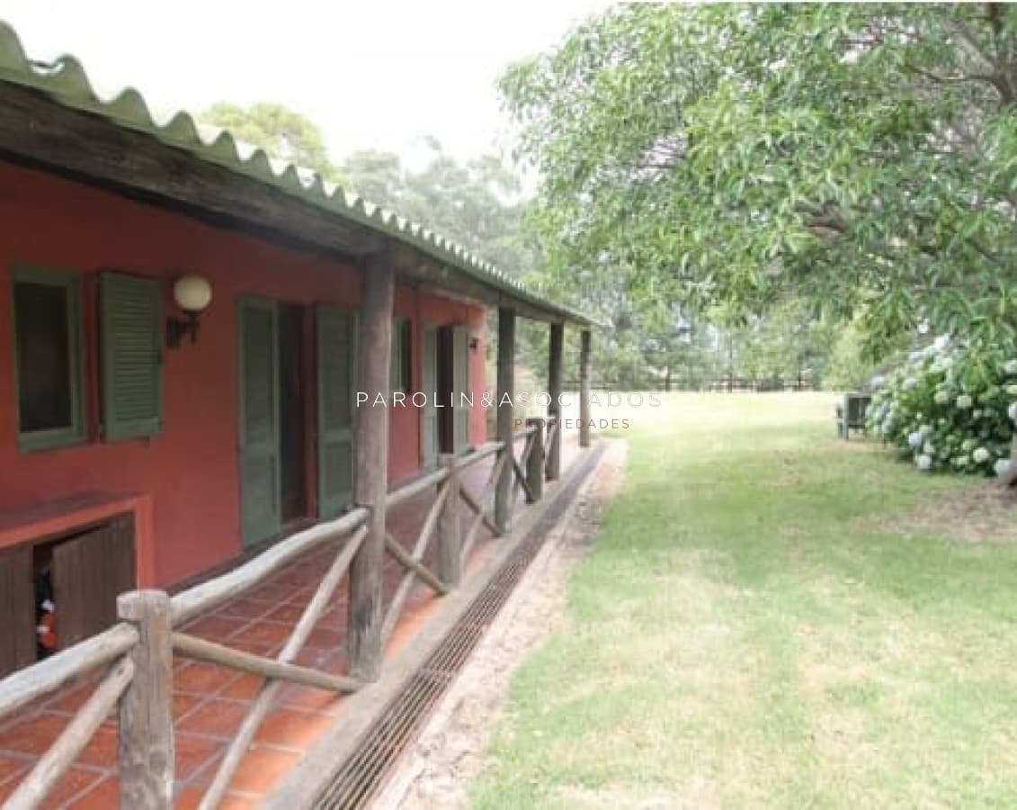 CHACRA EN VENTA DE 5 DORMITORIOS EN JOSE IGNACIO