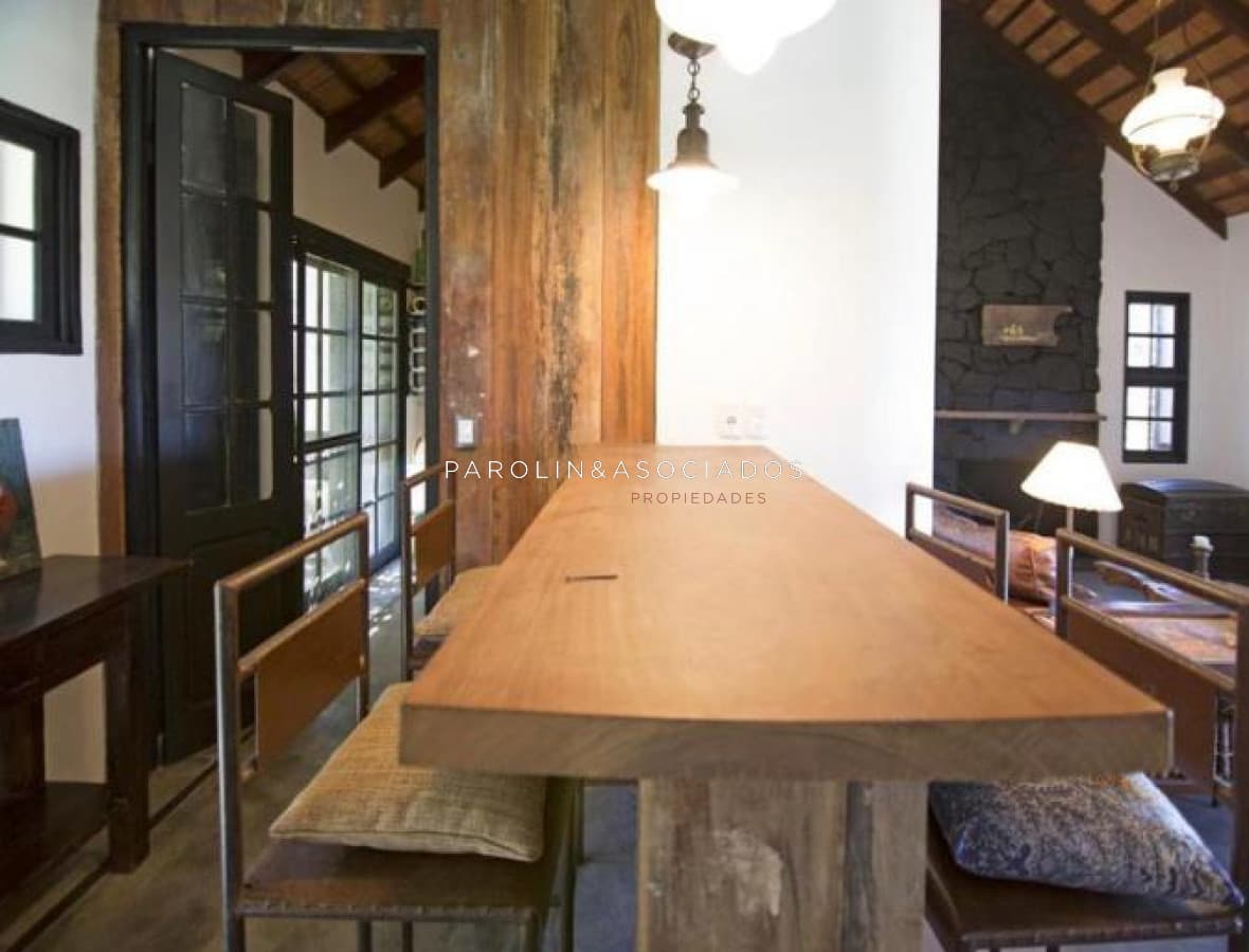 Chacra de 4 dormitorios en venta en José Ignacio, Punta del Este.