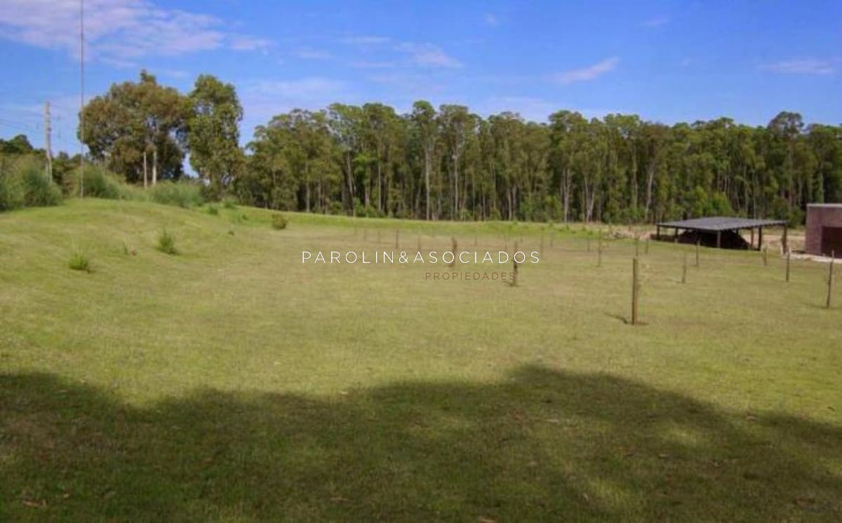 CHACRA EN VENTA DE 4 DORMITORIOS EN LA BARRA , PUNTA DEL ESTE