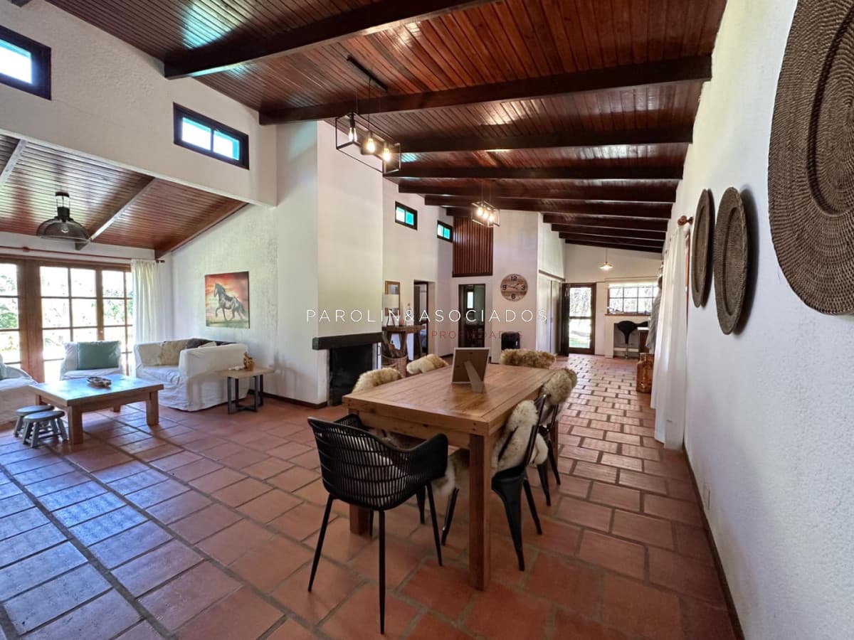 Chacra en Venta de 4 Dormitorios en zona Lapataia, Punta ballena