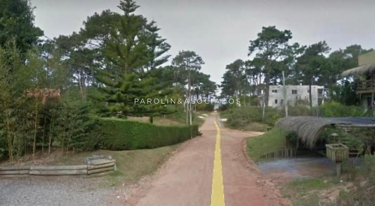 Terreno en venta en Montoya, Punta del Este.