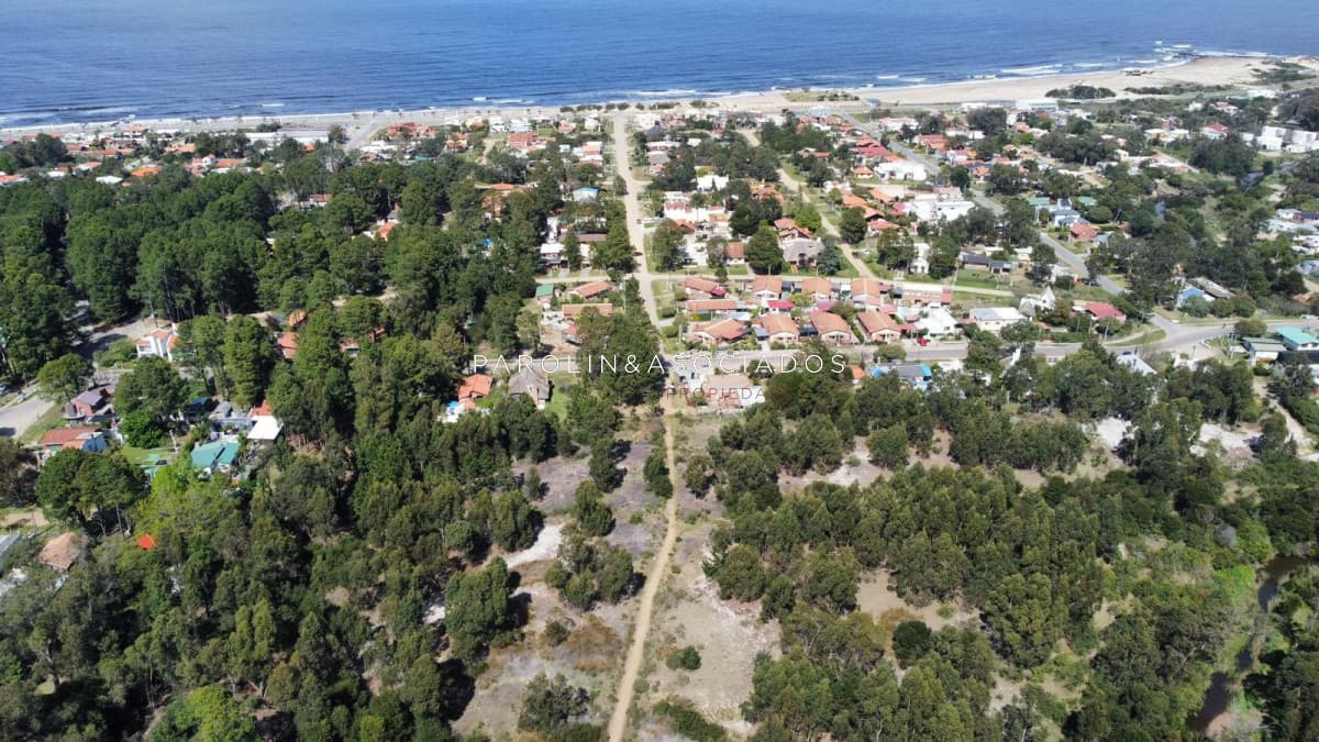 Terreno apto para fraccionamiento en Piriapolis!