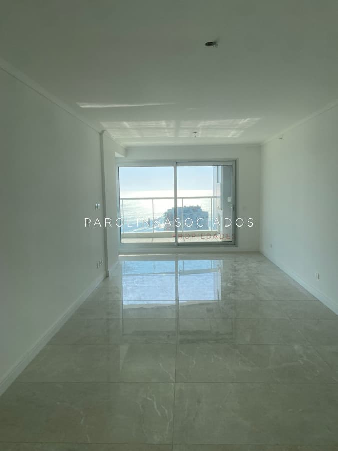 Apartamento en venta de 2 dormitorios en Miami Boulevard II, Punta del Este.